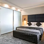 Hotell Grand 5*