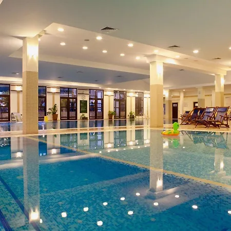 Grand Hotel
