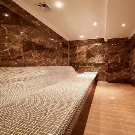 Grand Hotel 5*
