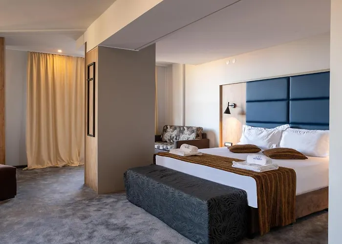 호텔 그랜드 벨린그라드 벨린그래드