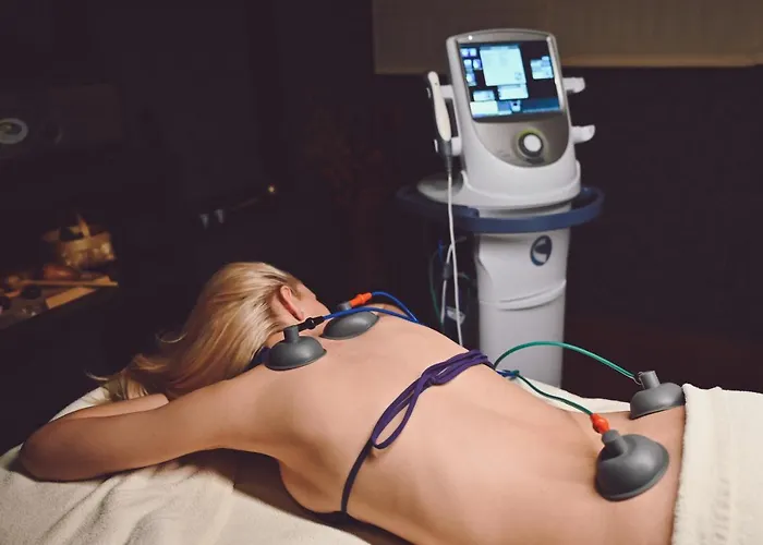 호텔 그랜드 벨린그라드 5*