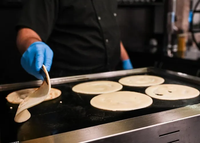 그랜드 벨린그라드 호텔 5*