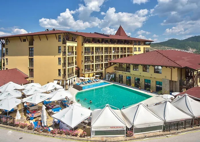 호텔 그랜드 벨린그라드 벨린그래드